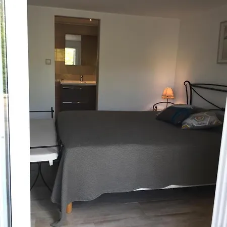 2 Room Flat
